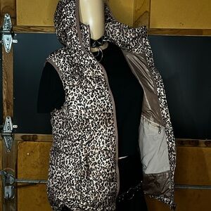 YMI Leopard hooded vest